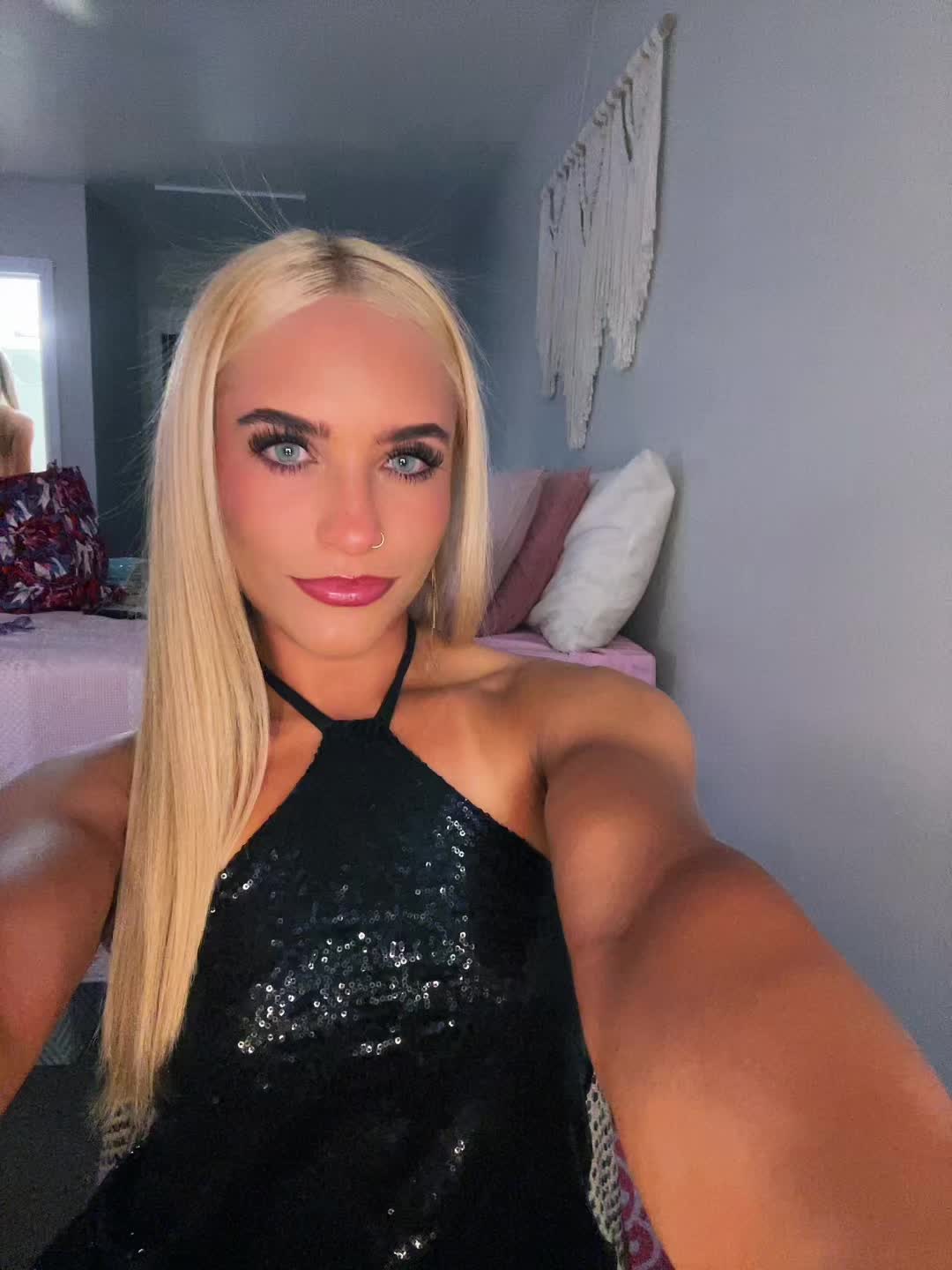 @reina.ch