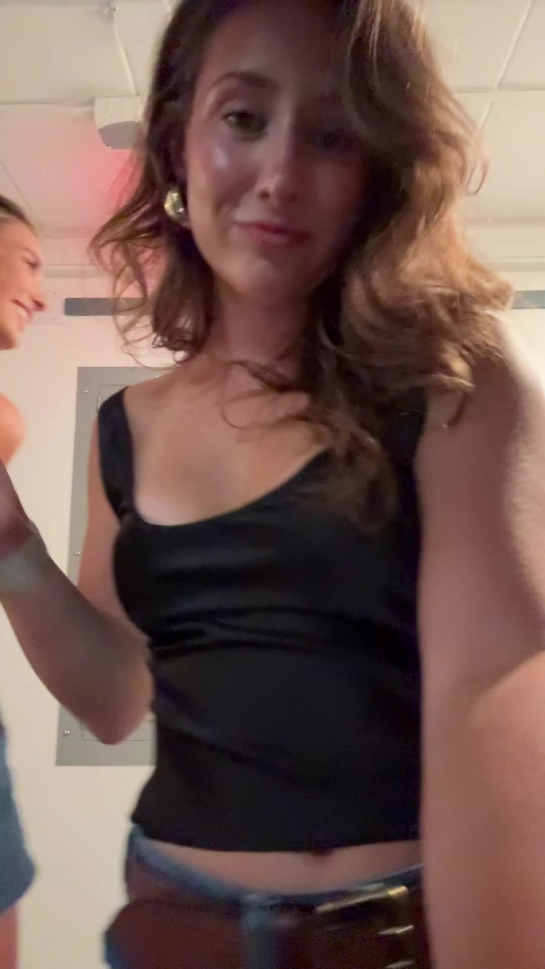 @livvylu2u
