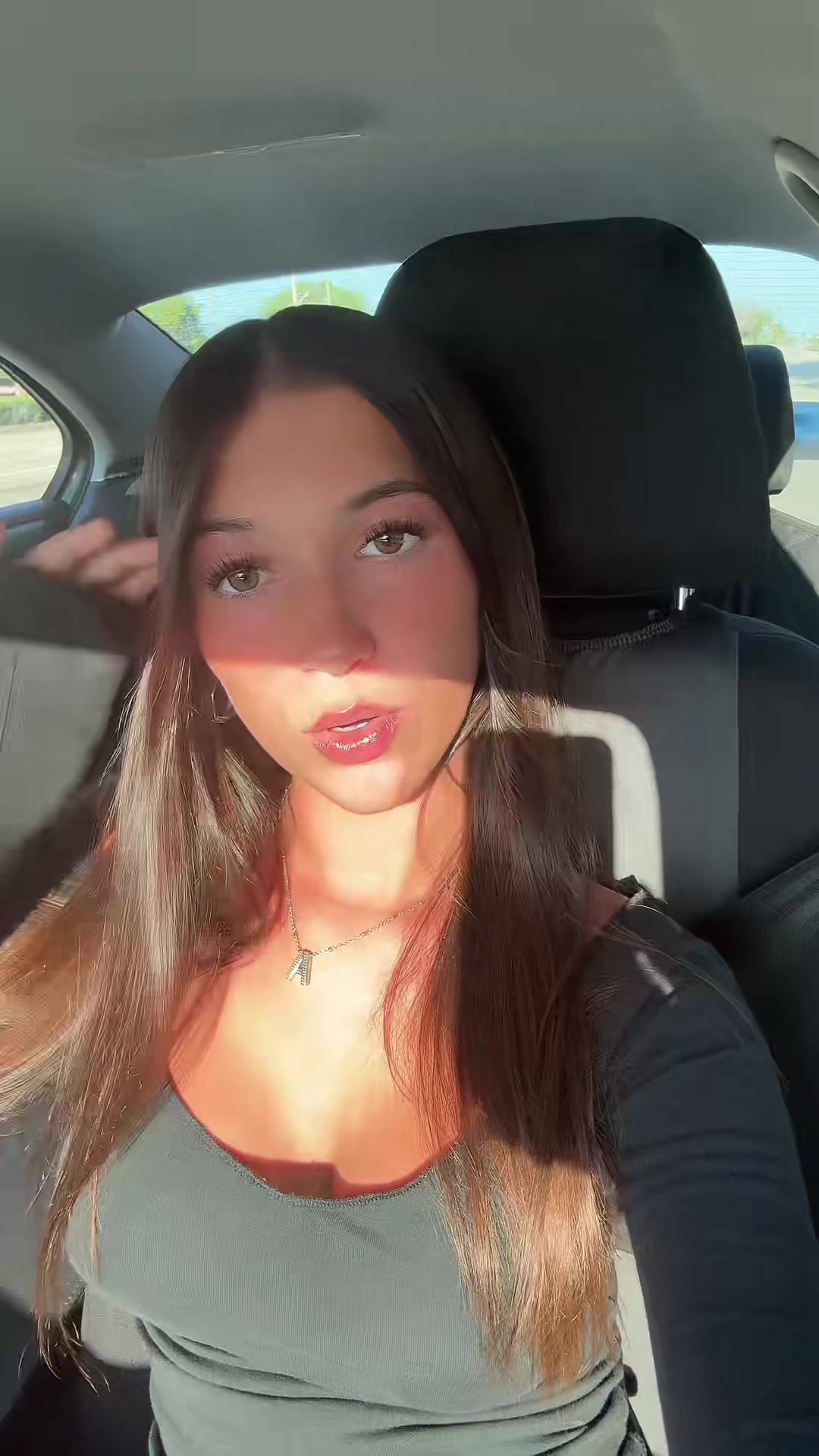 @aliviagrace444