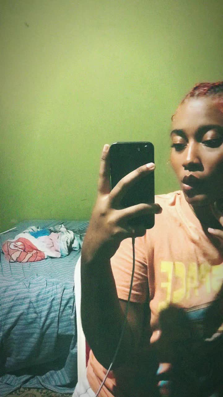 @~Ariel 🍒⭐️👅!.~