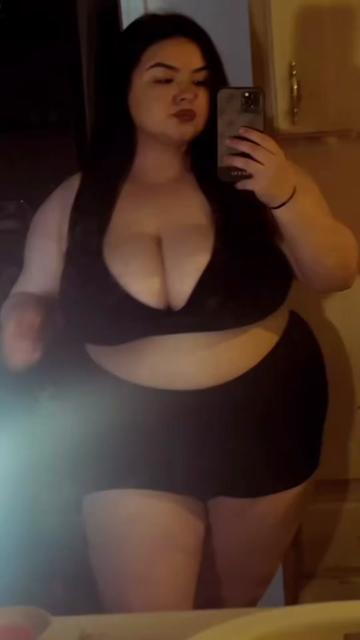 @hexedbywhitney