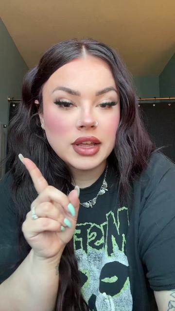 @Jessica Lynn🍒
