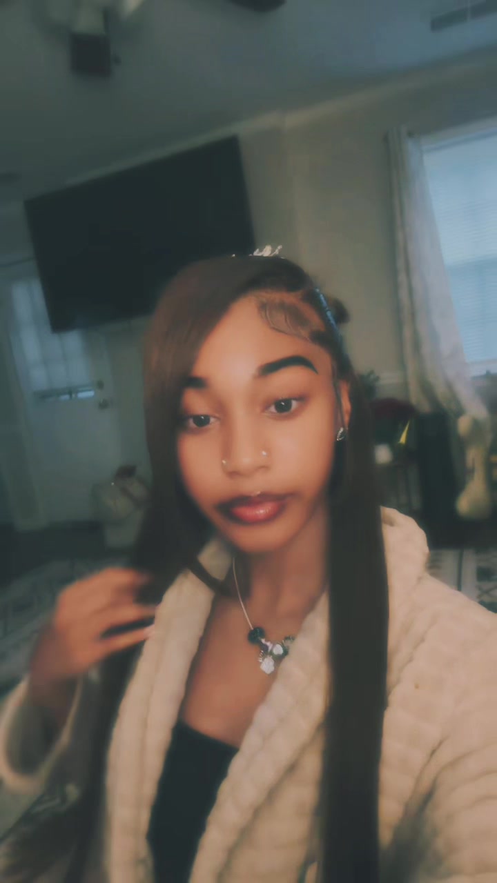 @christialahnn