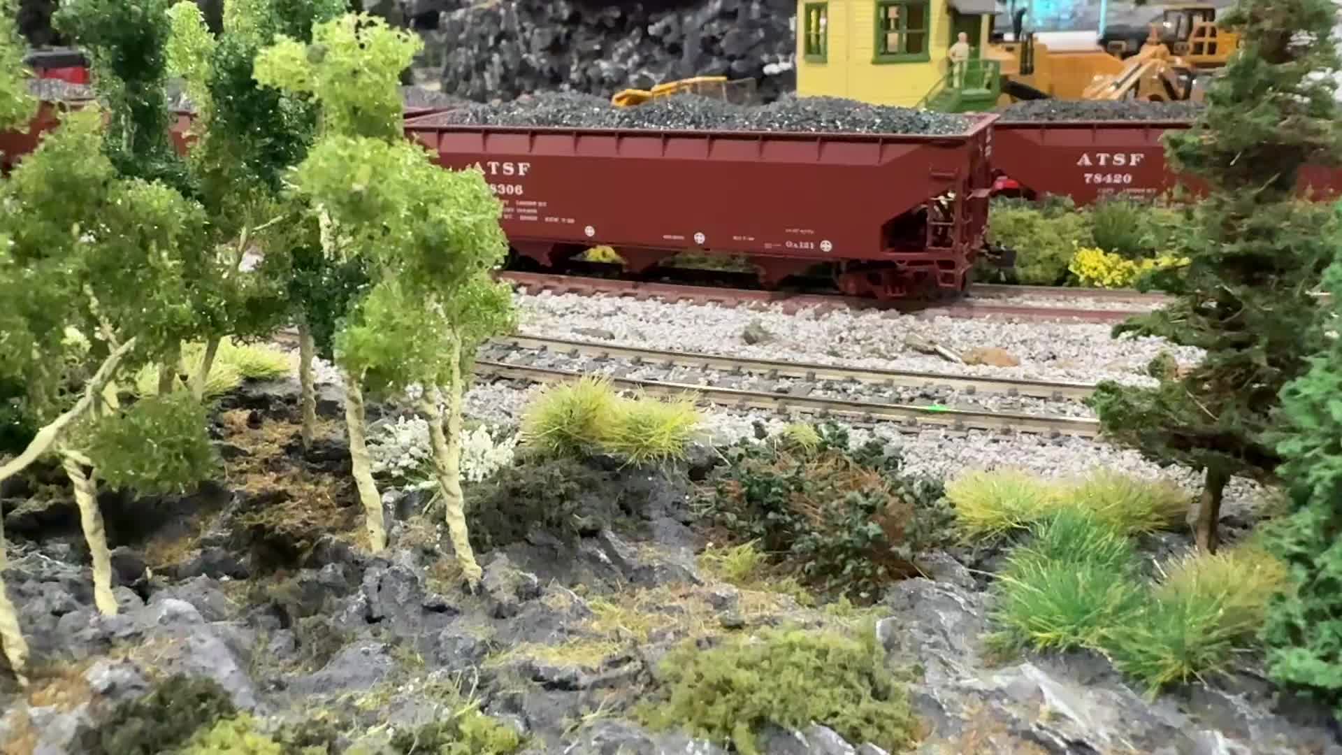 @BigBoysTrainToys