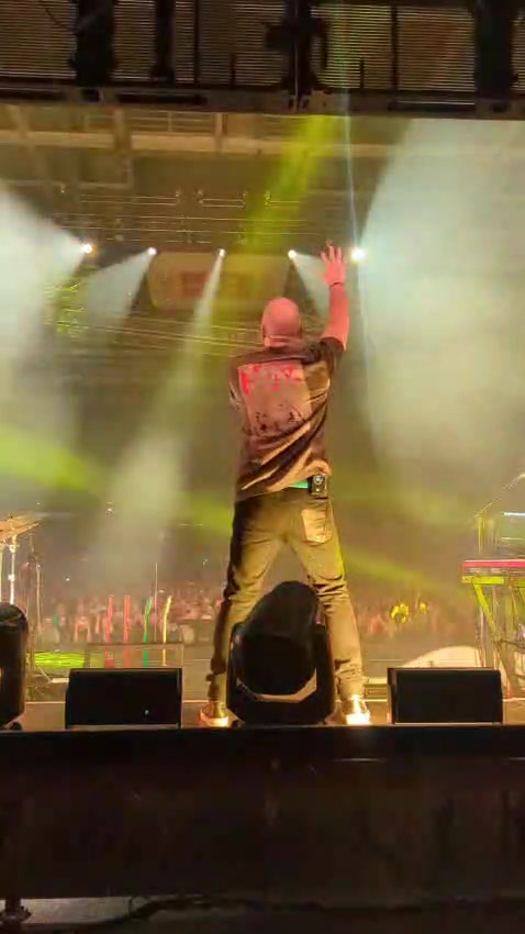 @LIVE