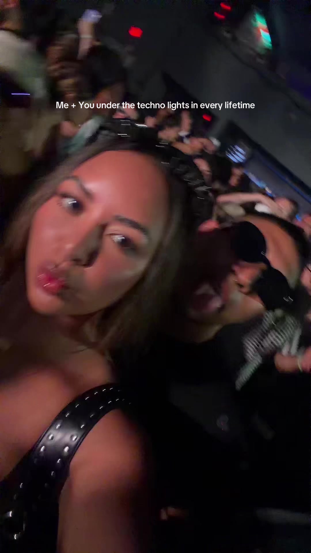 @_clauu.ivette