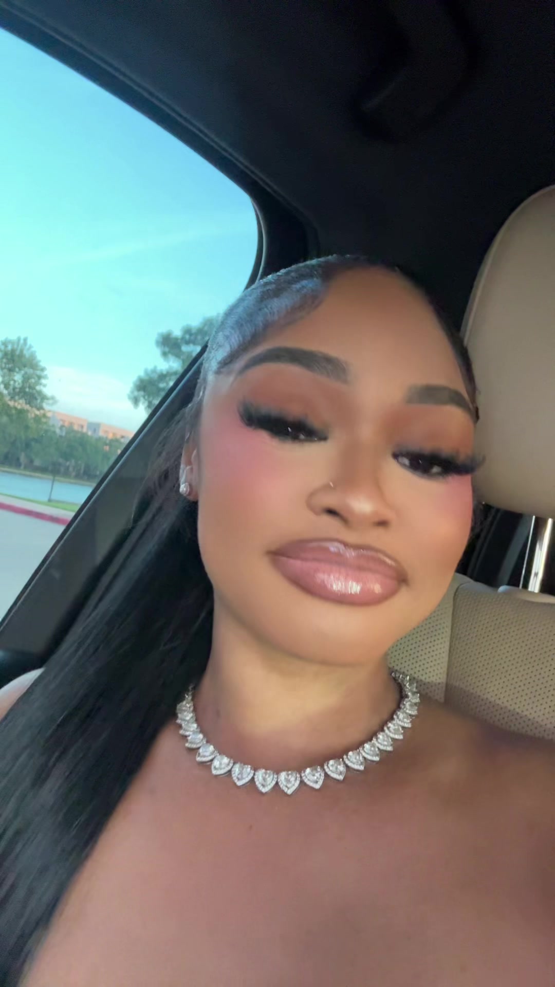 @shireztaylerr