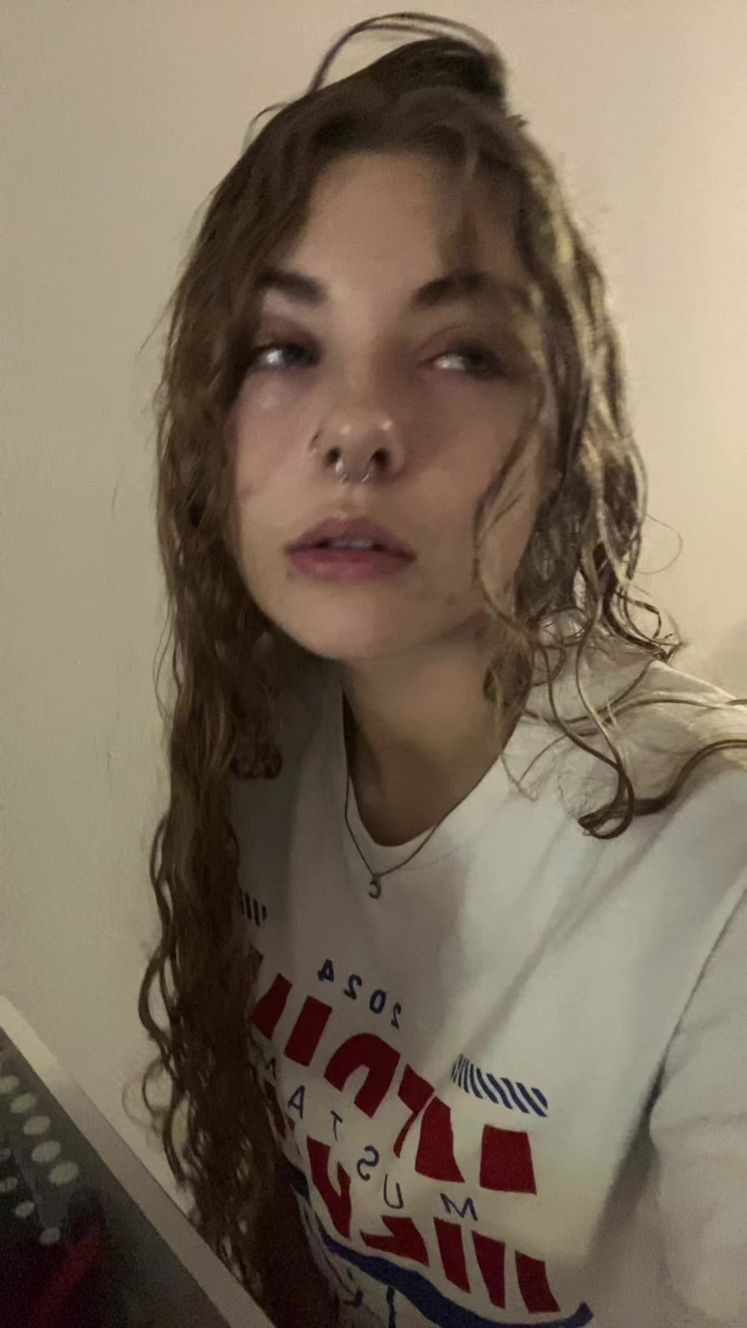@tzofia
