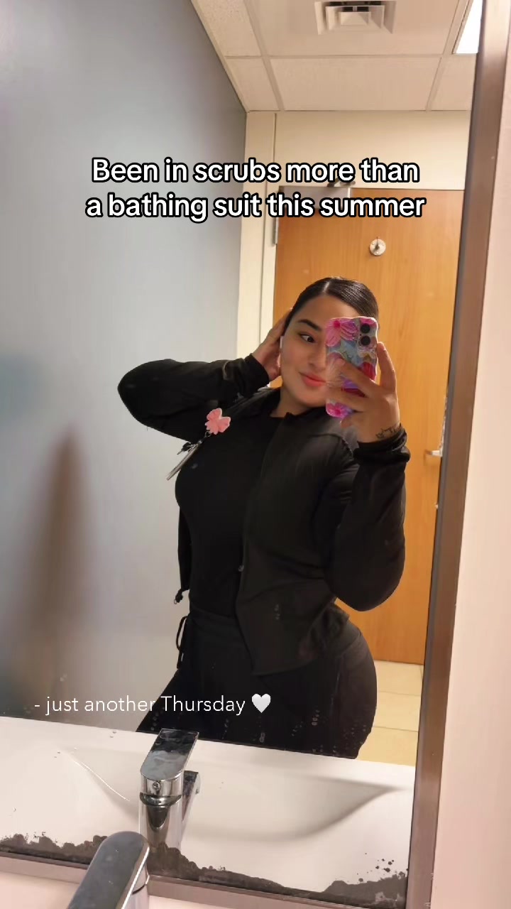 @|EBANEE🍒|AUTISM MAMA🧩|
