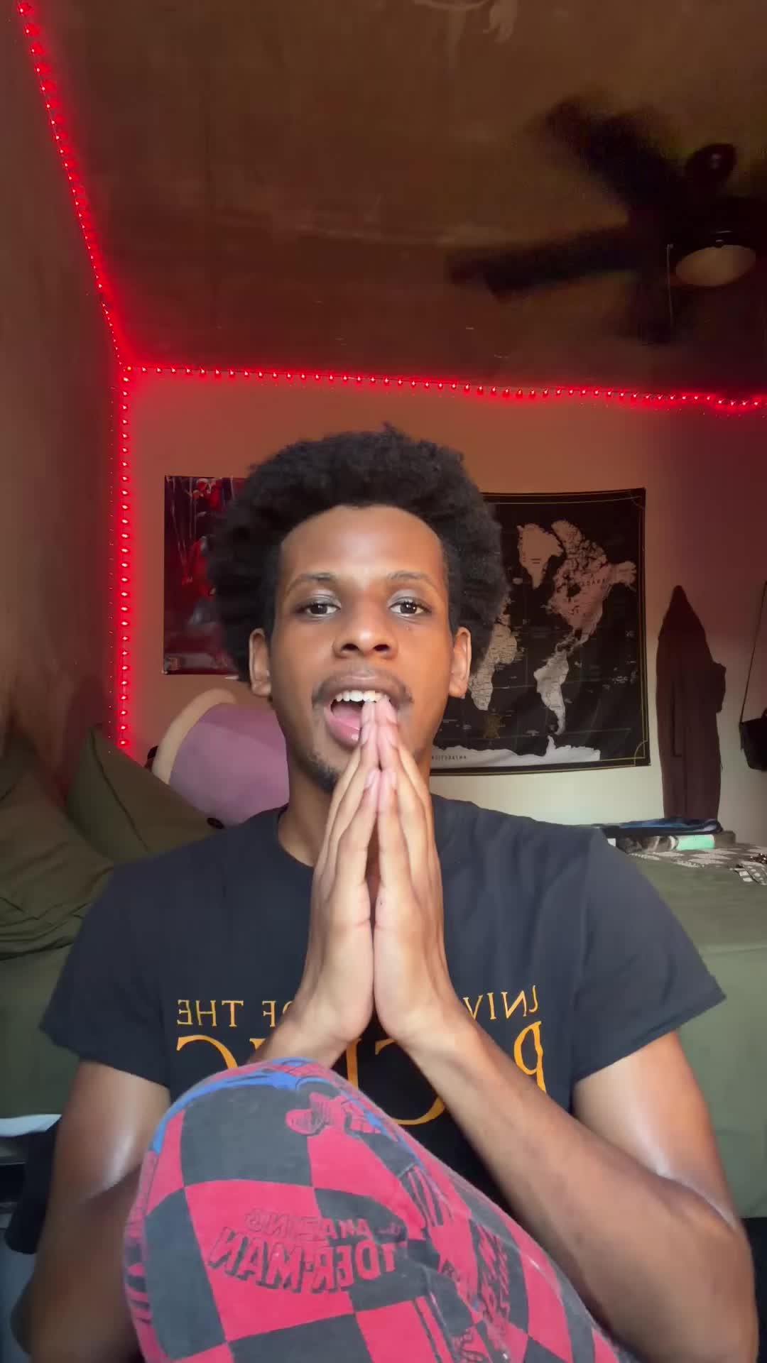@teesee!