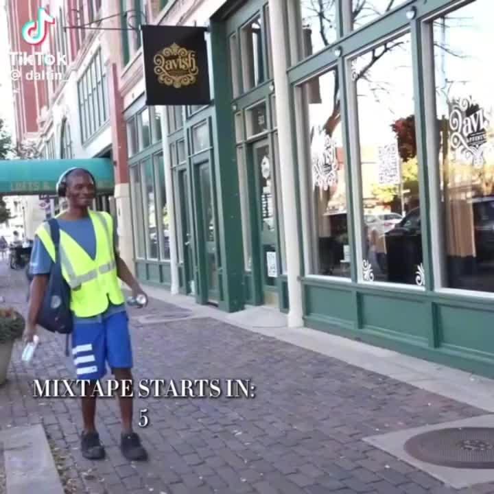 @Foxx the fox