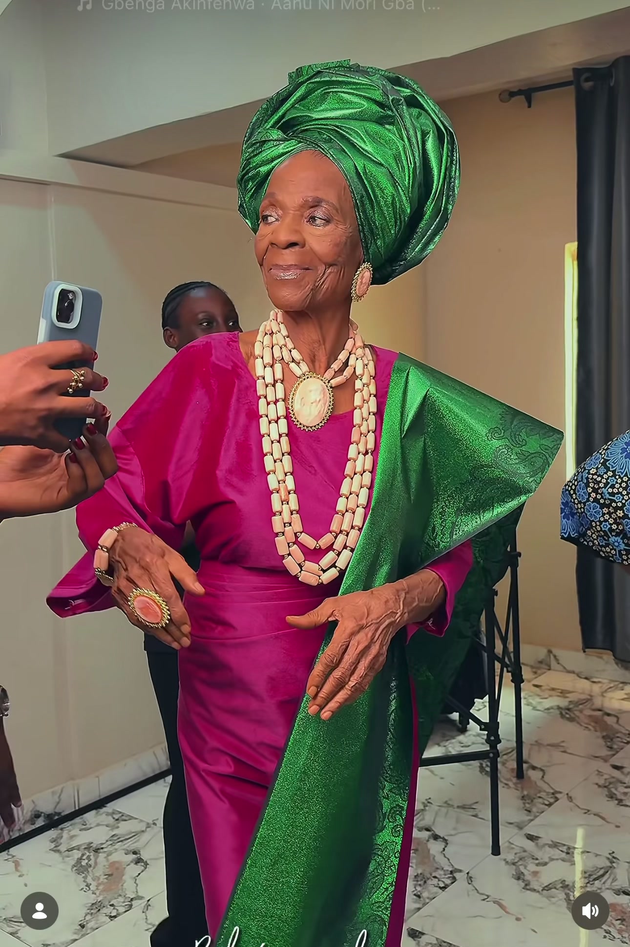 @QUEEN MOTHER OF THE SOURCE 💗