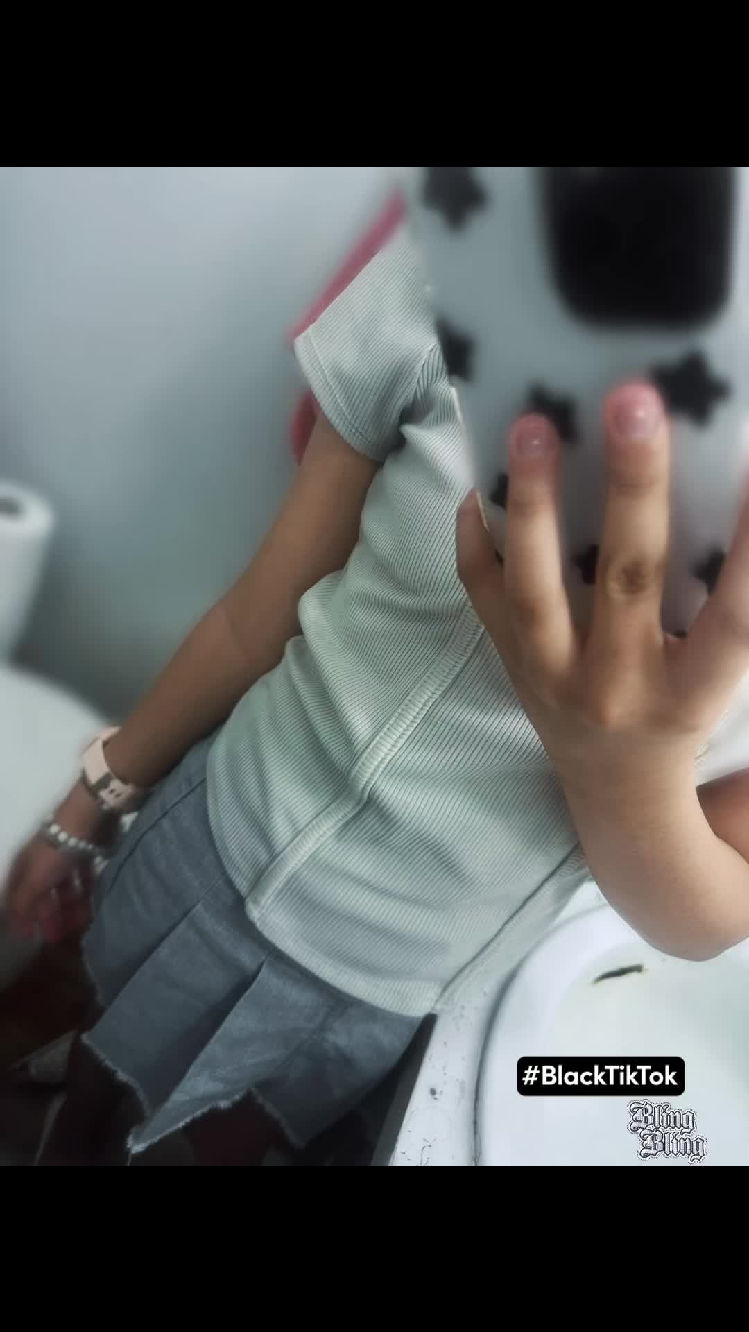 @𝓢𝓱𝓪𝓷_𝔁𝔁ིྀ⚡️