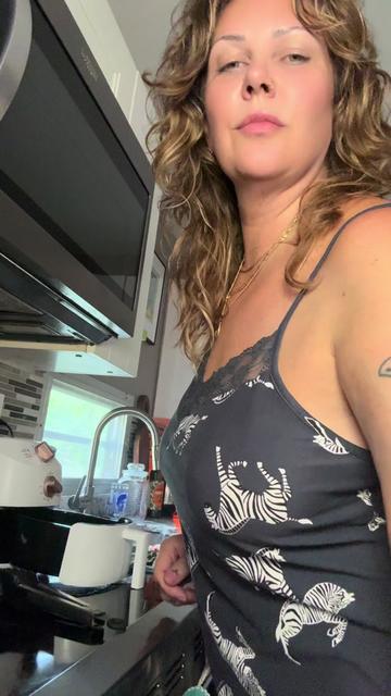 @AngelaRaeOfSunshine