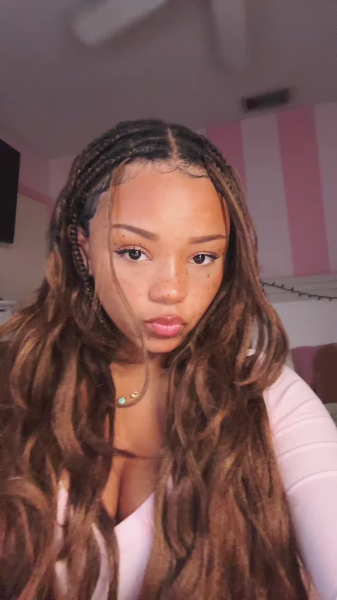 @glitterglizzy20