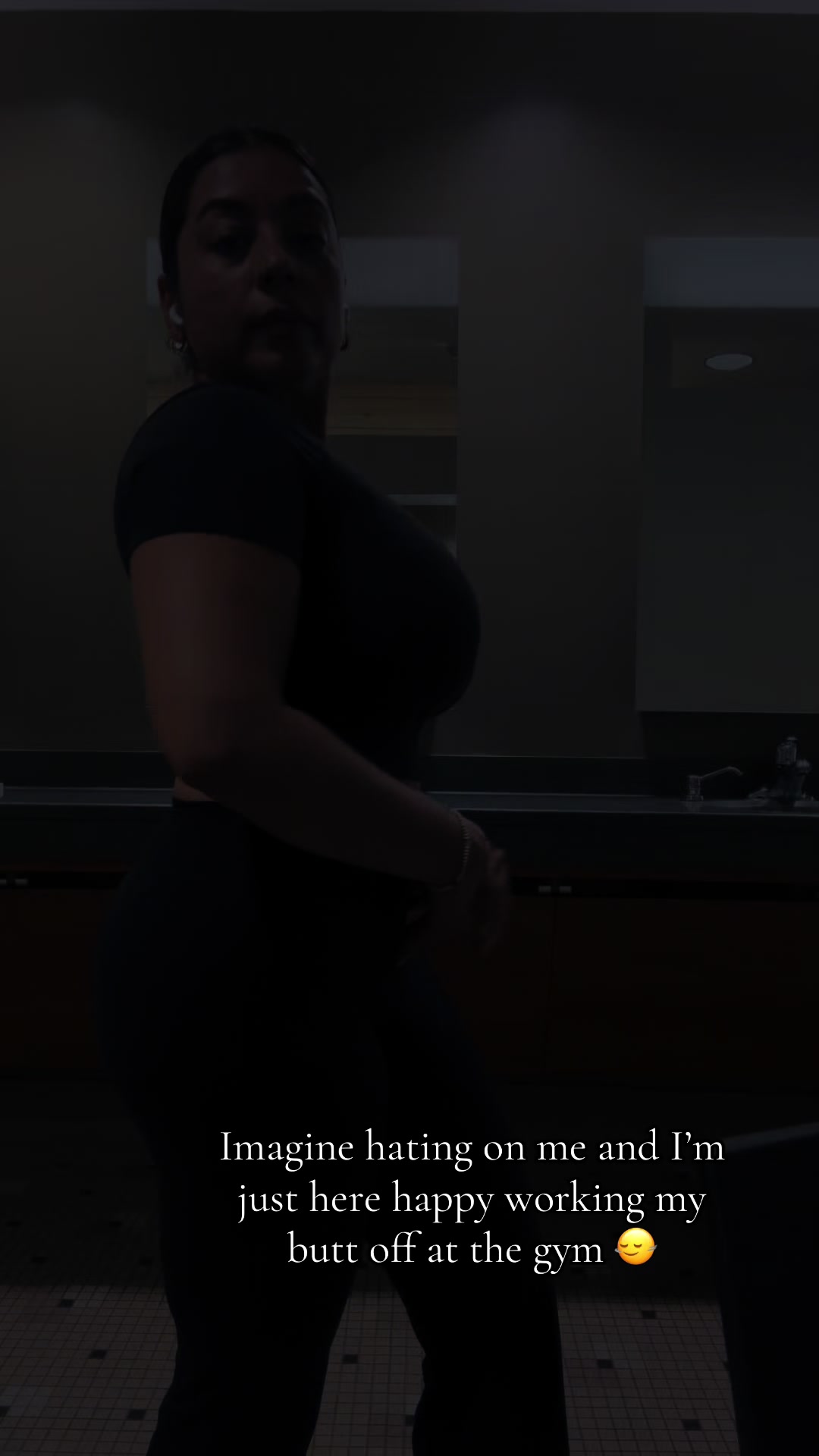@ur_lady_nana
