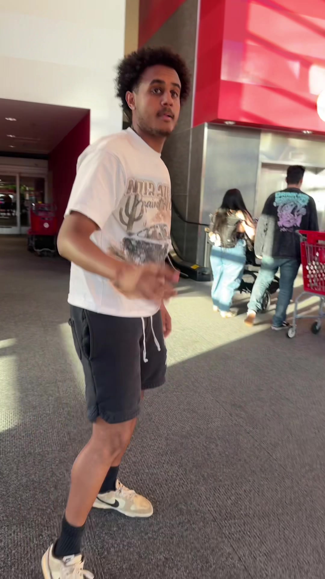@MrGoopietv