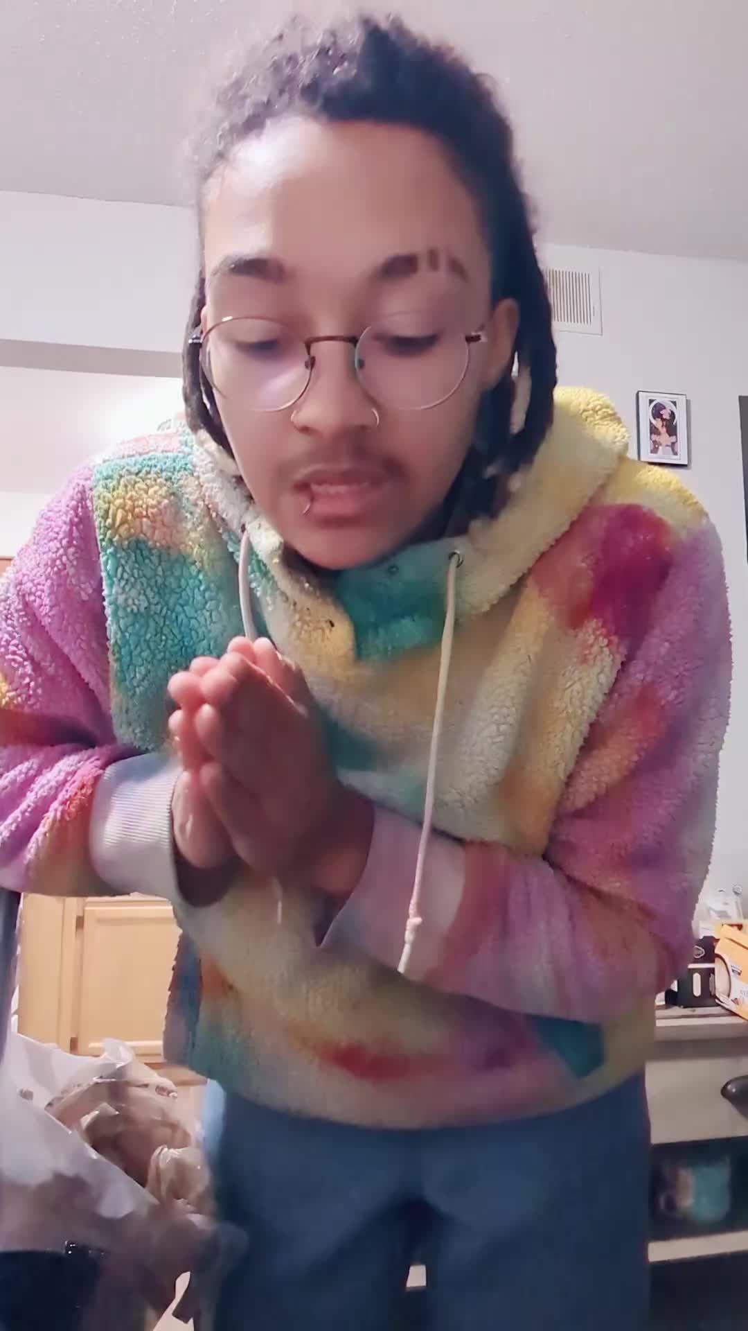 @Ari
