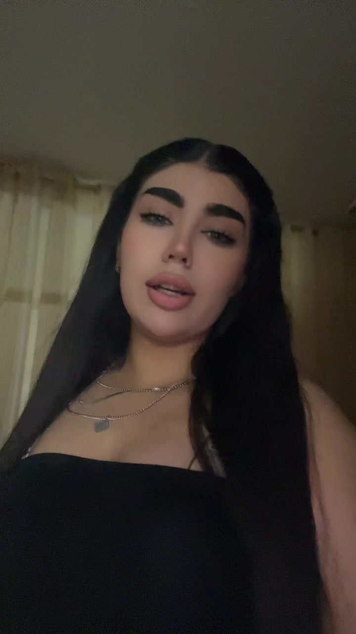 @manya_