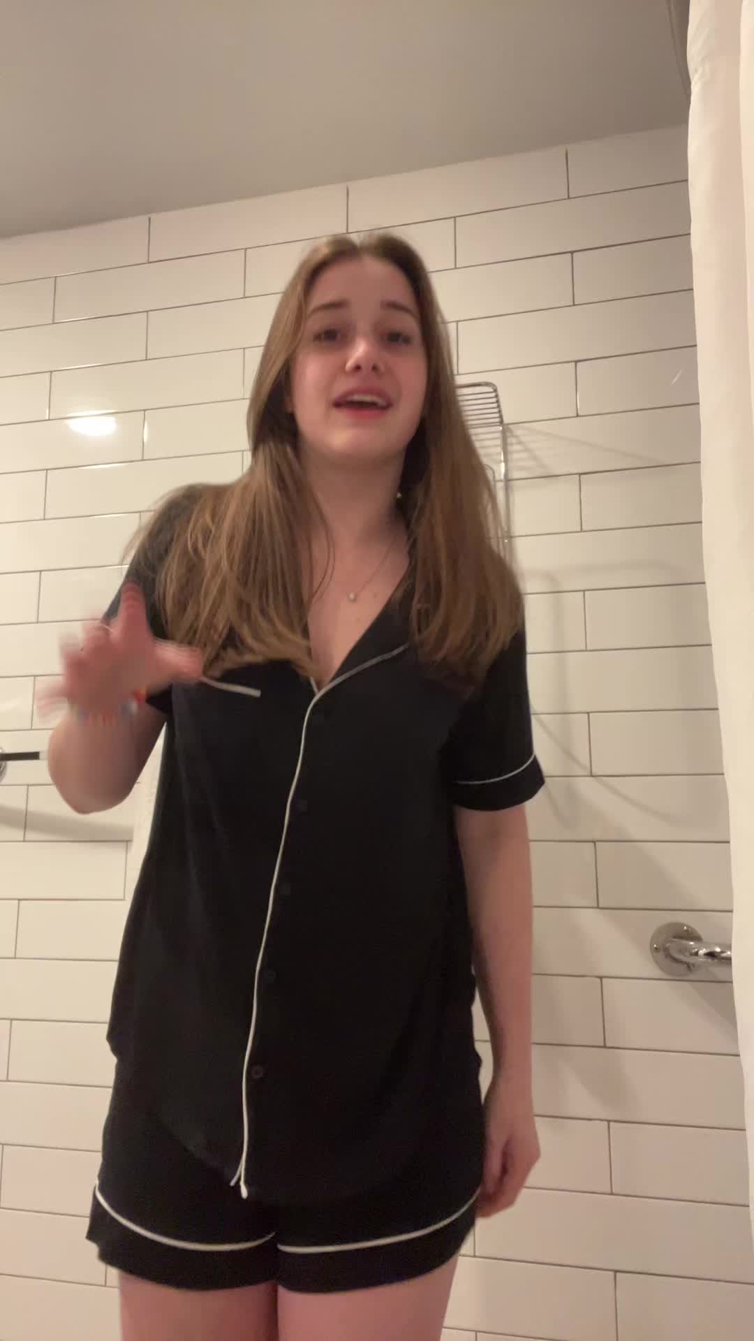 @adrianna