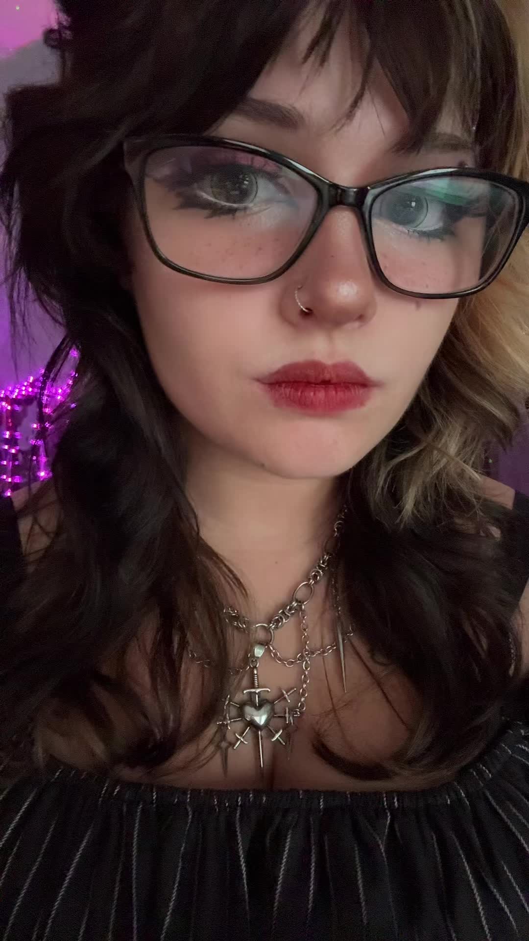 @Bat🦇