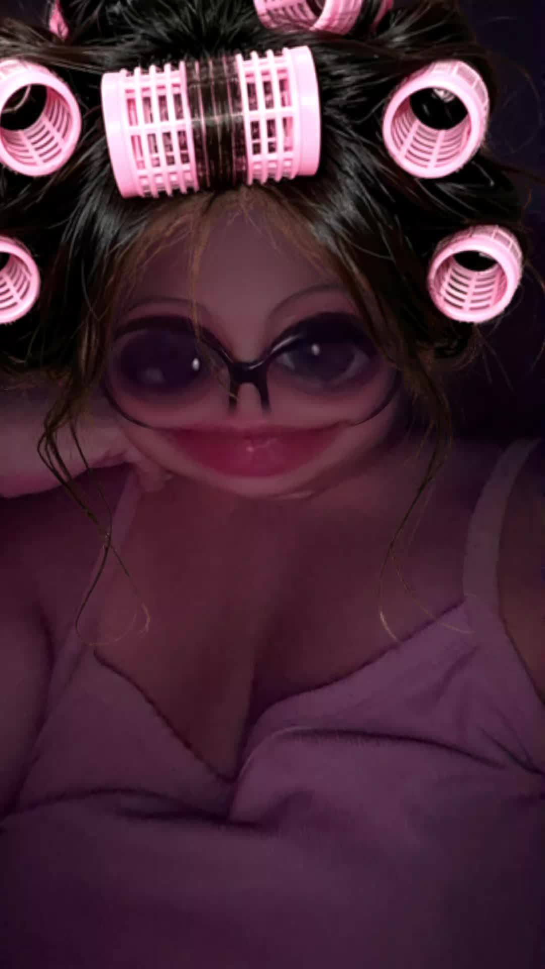 @MommaJess