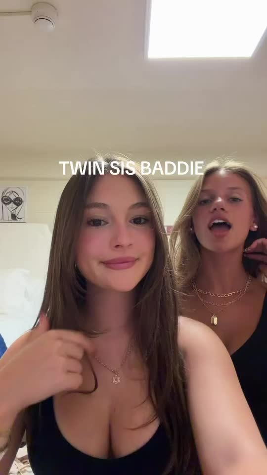 @CaylaPaige