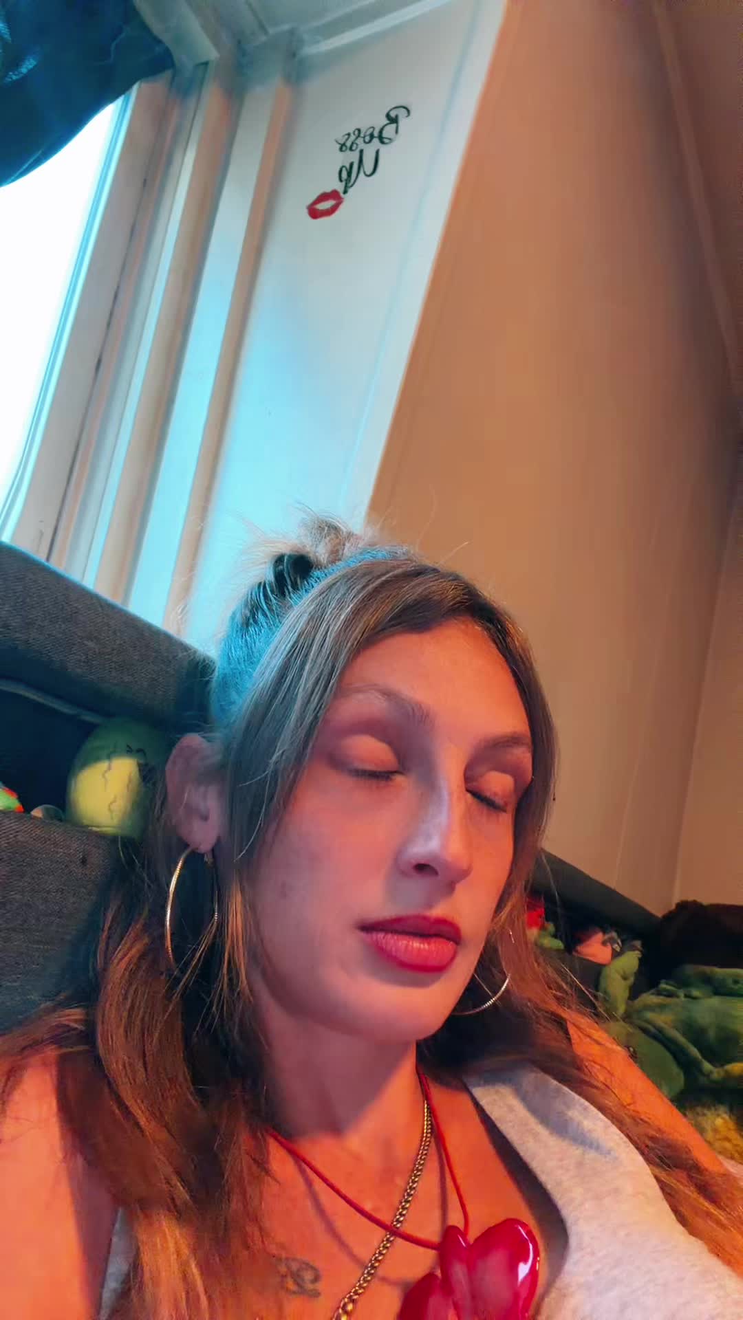 @Rissy Babe 🌈