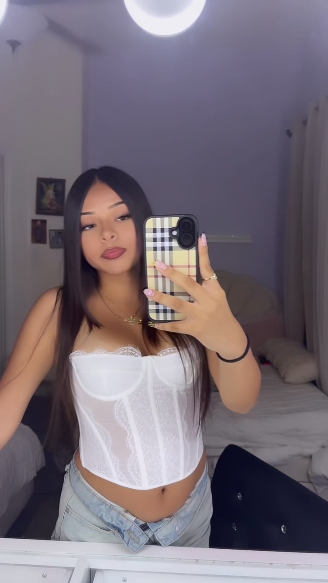 @️