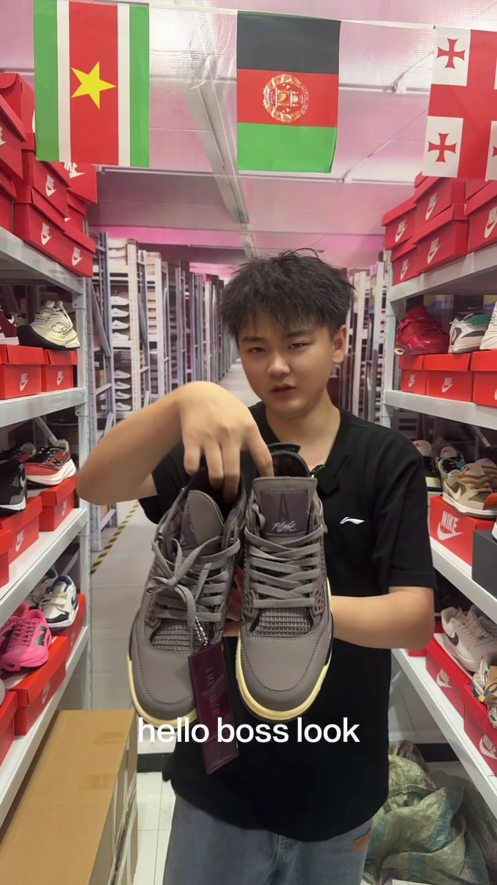 @Shoe wholesale