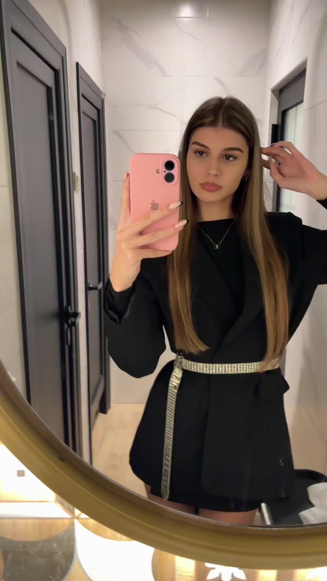 @сара