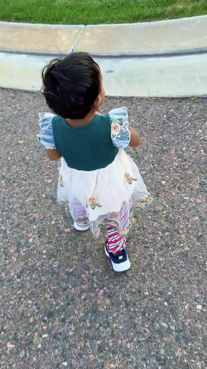 @DaanySophiaAaru