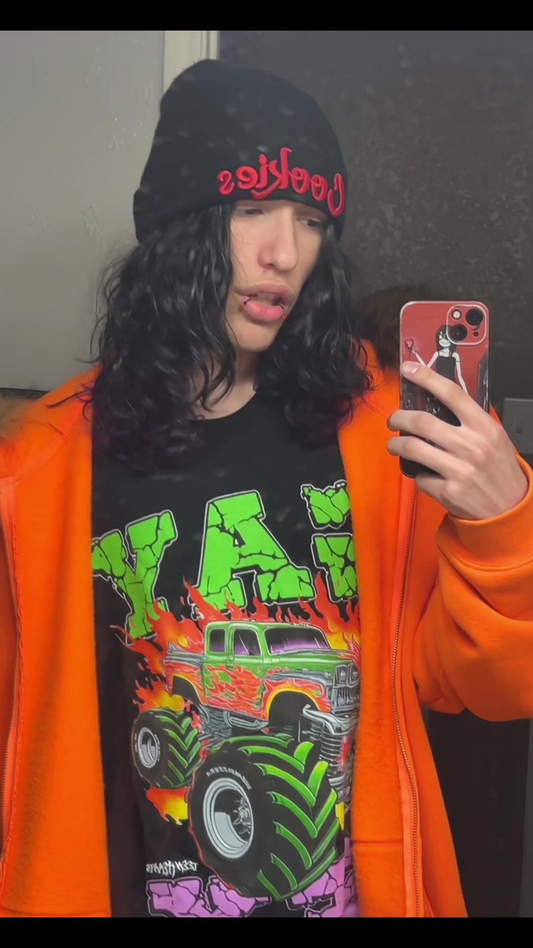 @𝔰𝔶