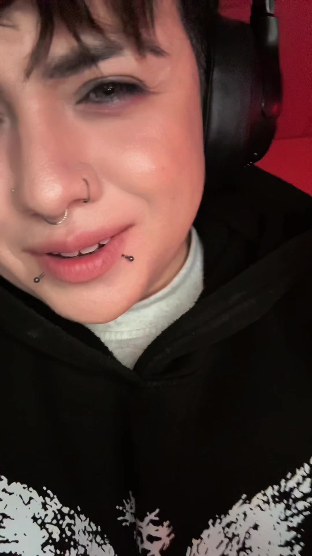 @𝓔𝓵𝓲𝓸𝓼