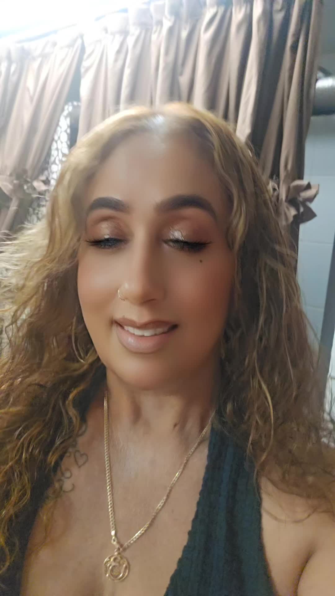 @Sabrina