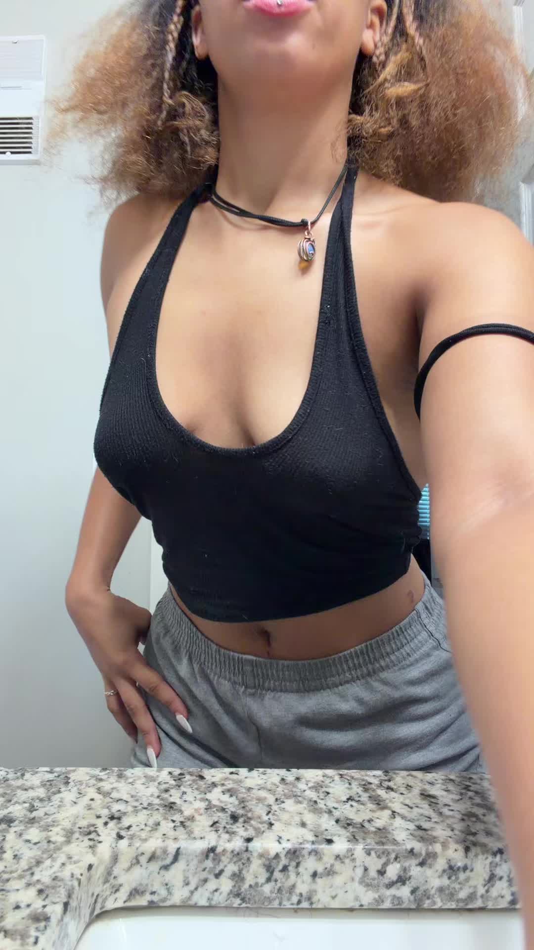 @Asanda