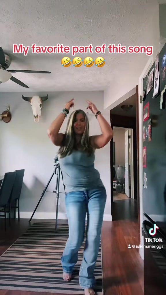 @JulieMarieRiggs