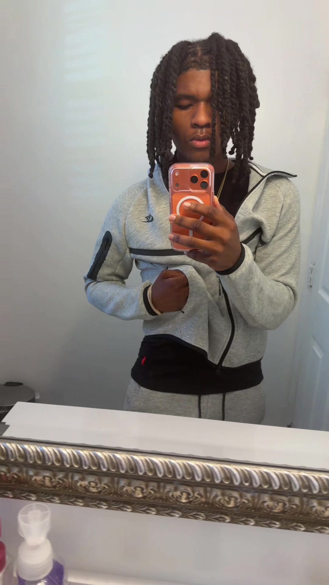 @5foot9lyingdreadhead