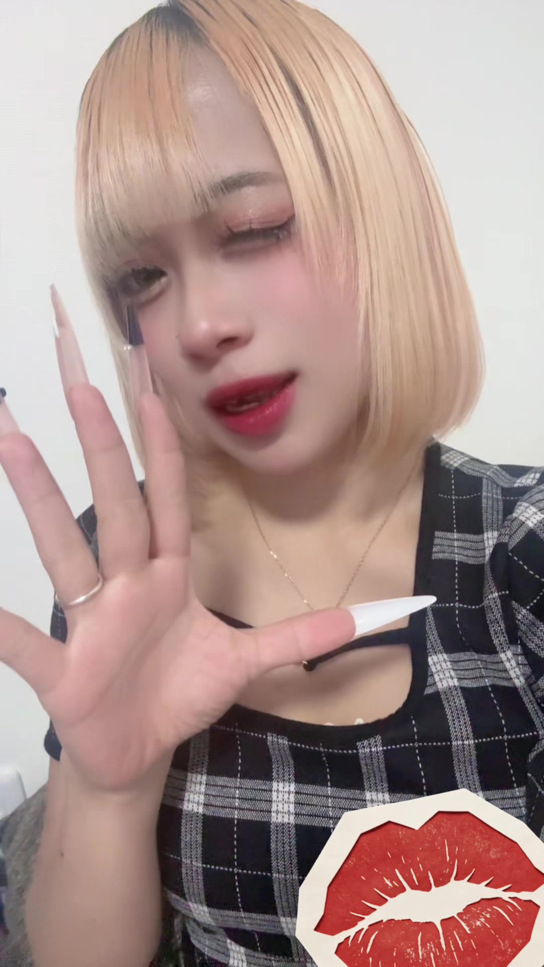 @๐ชผใๅฌข๐ฌ๐ผ