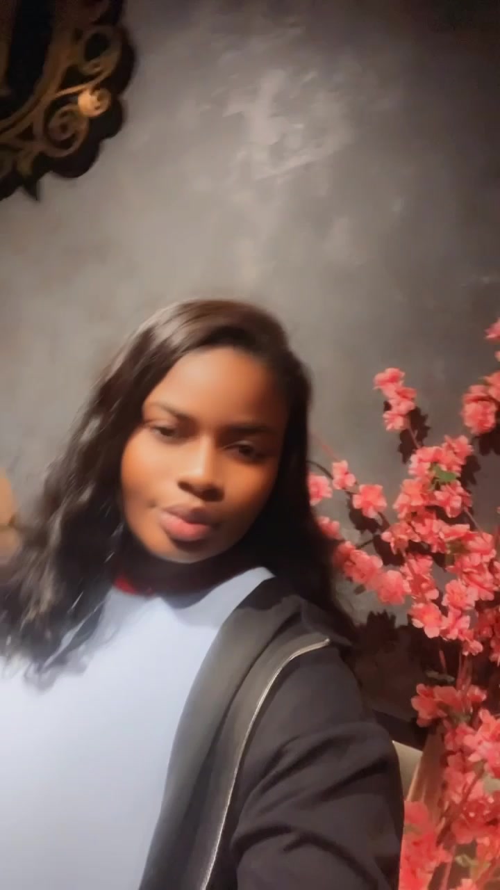 @Limeya🩷🤭