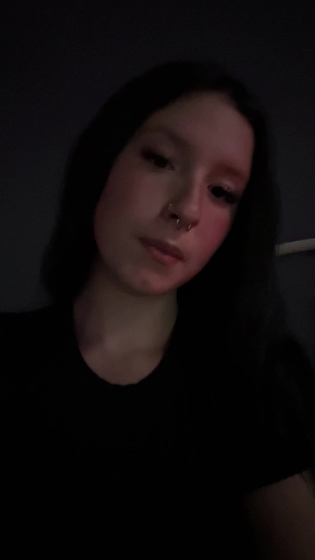 @…