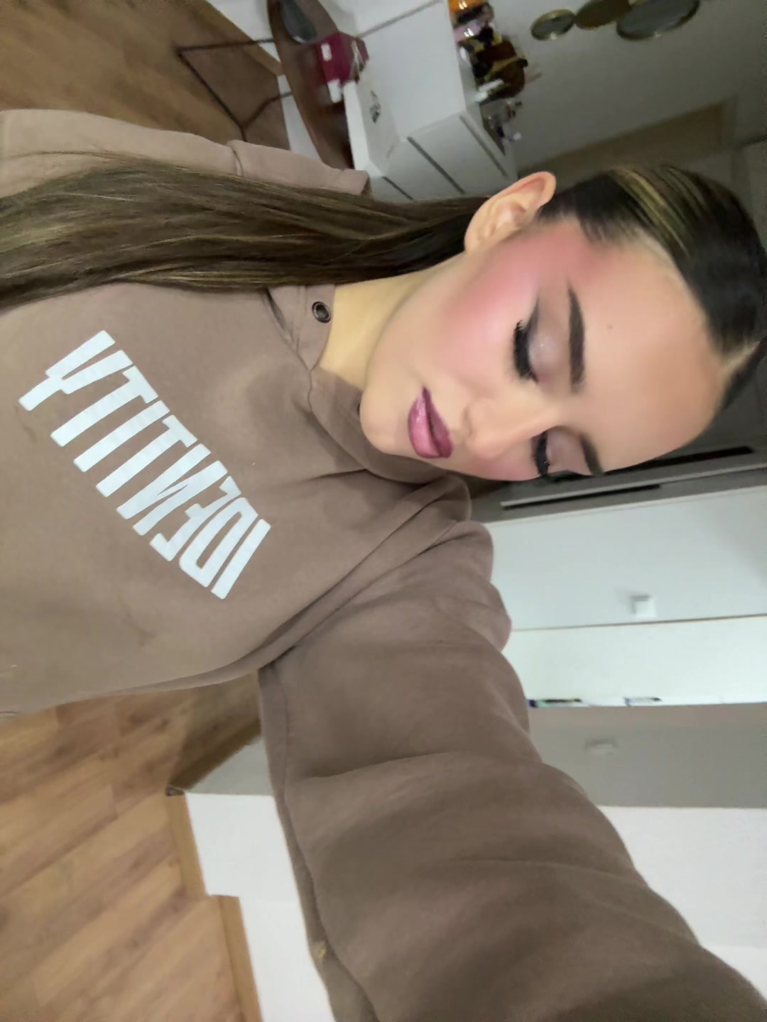 @Tiara🍒