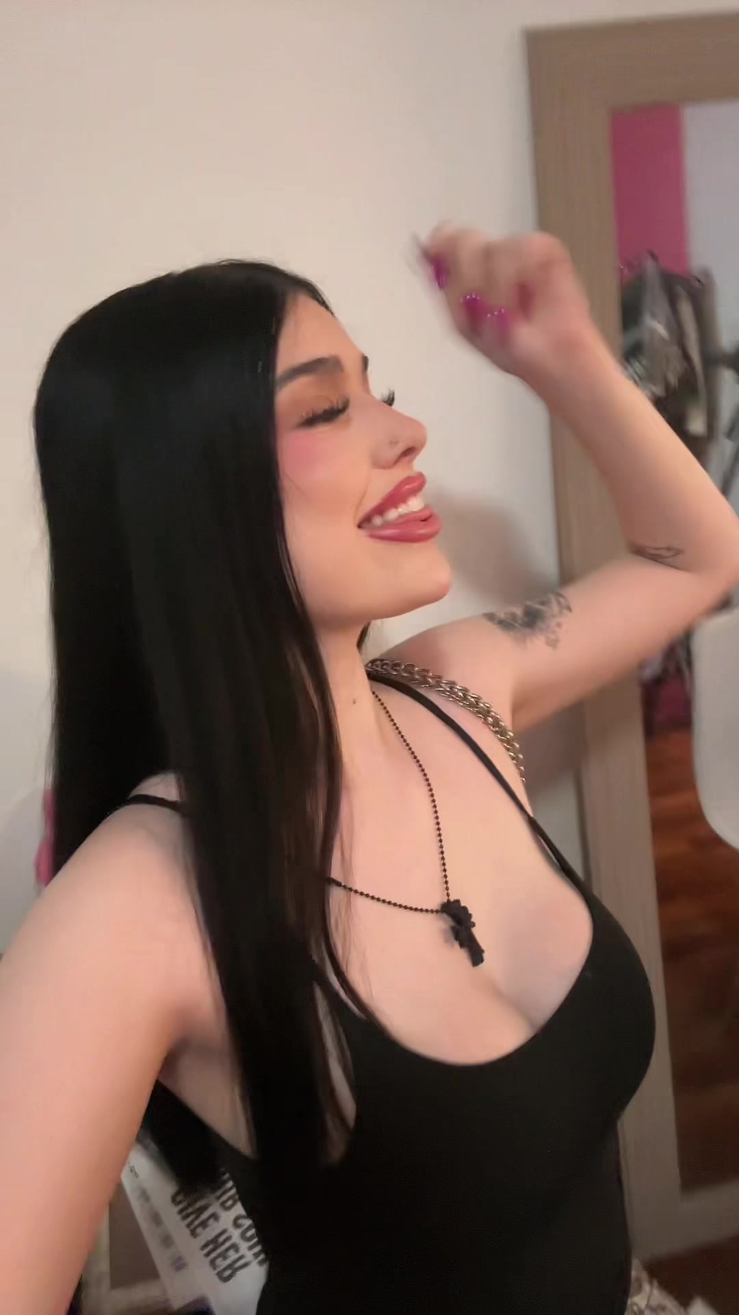 @LUANA RICCO ★