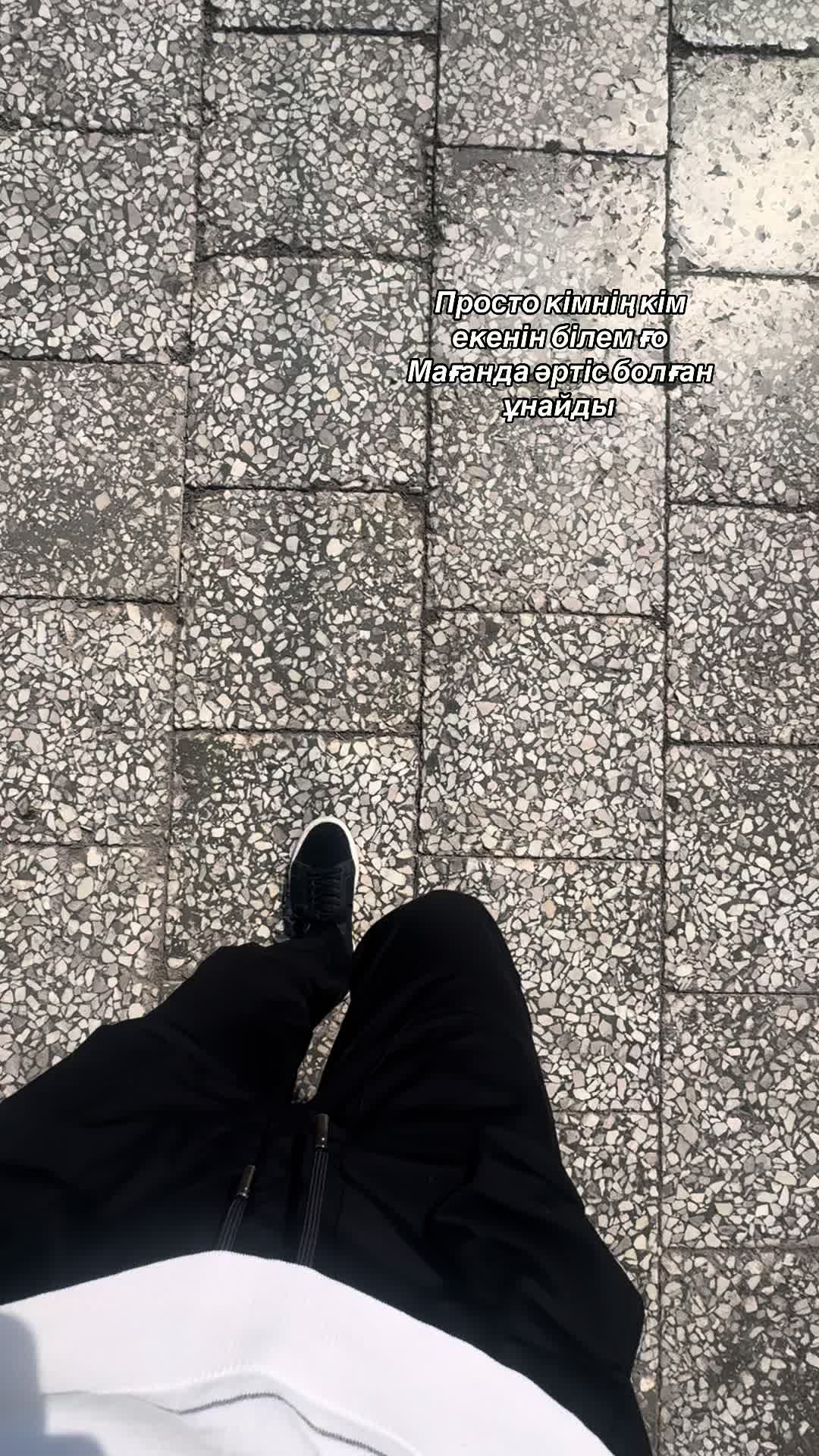 @...