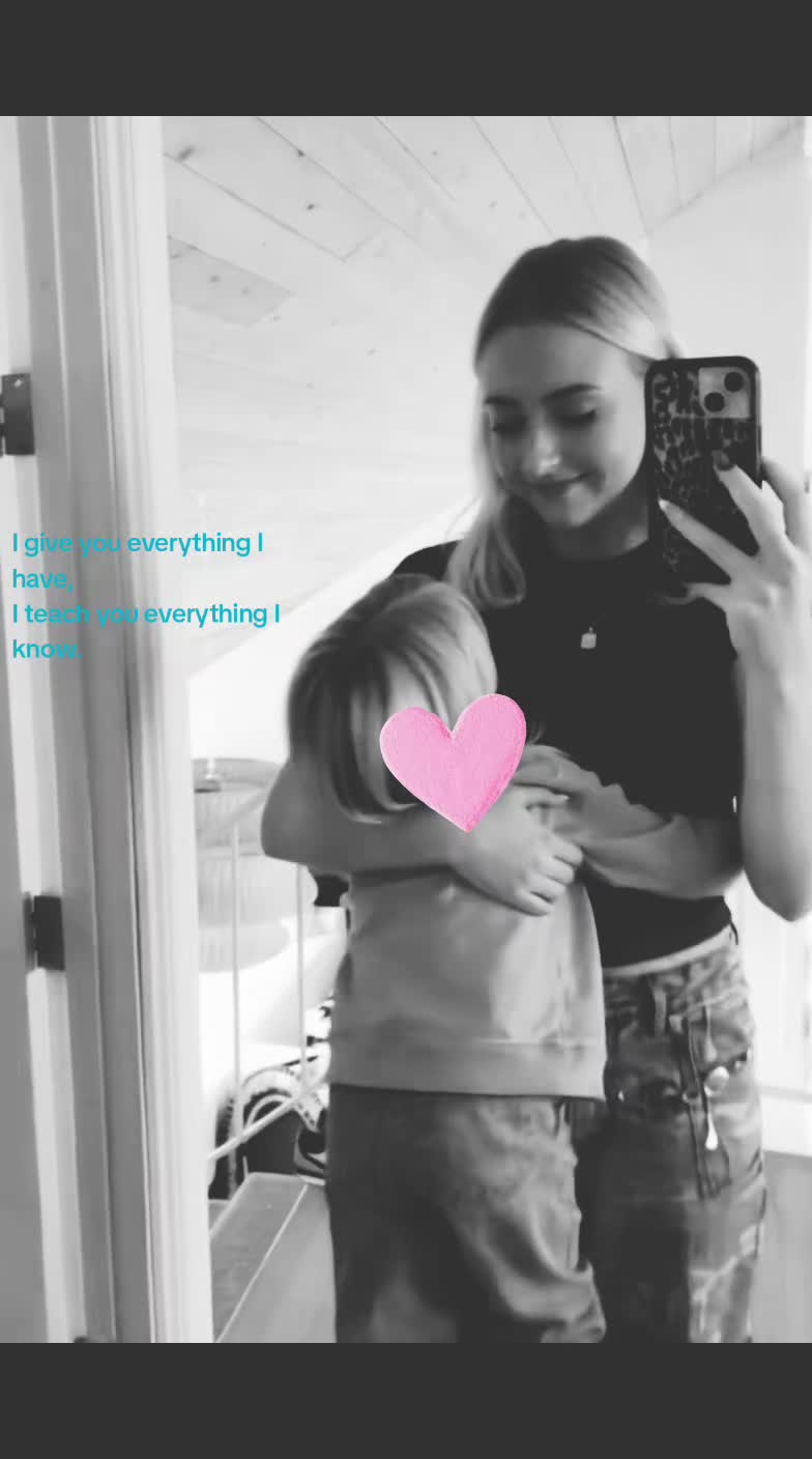 @Millie 🍄🦔