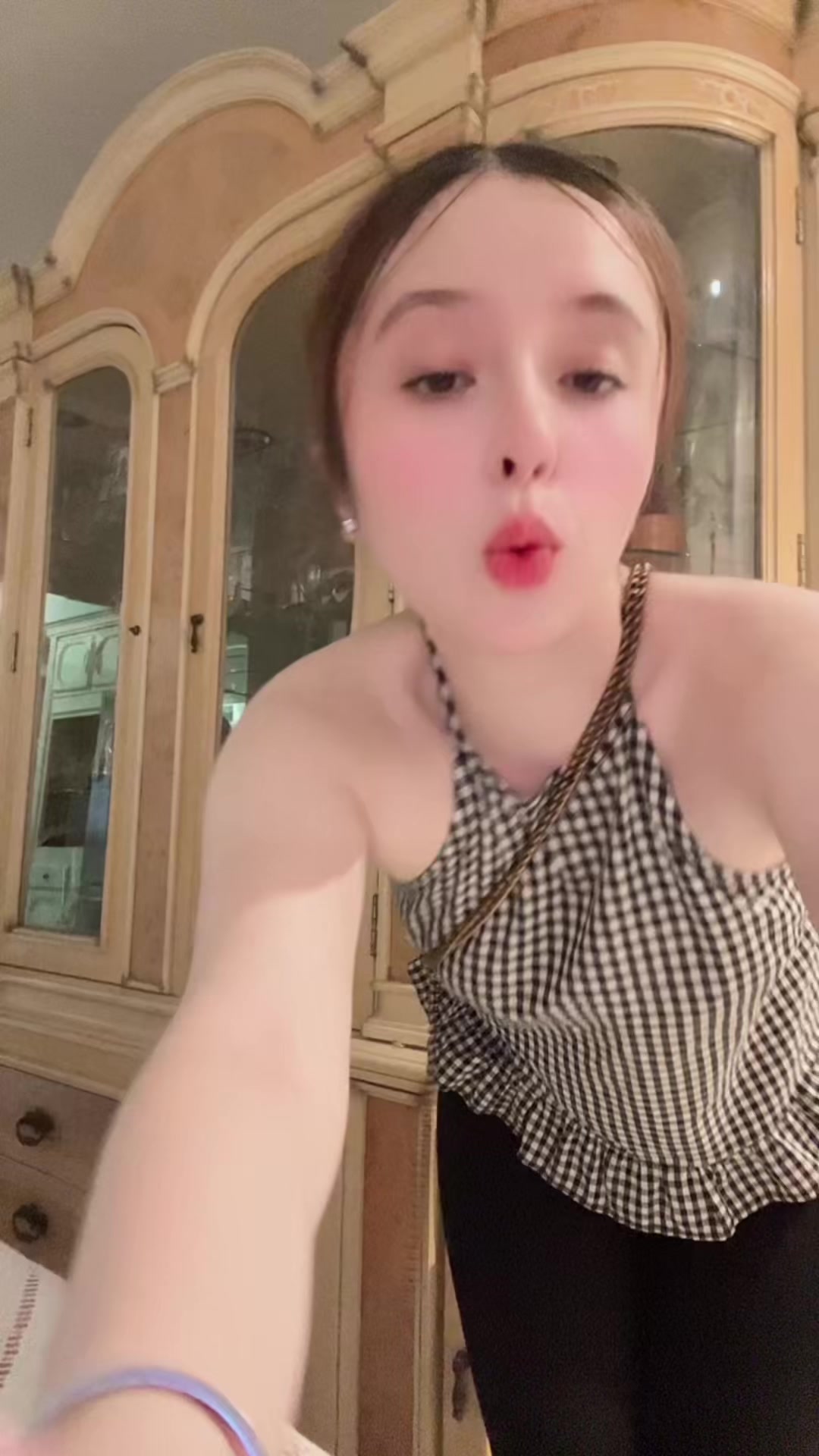 @ᵃⁿʰᵃˡʸ ᵖᵃᵉᶻ