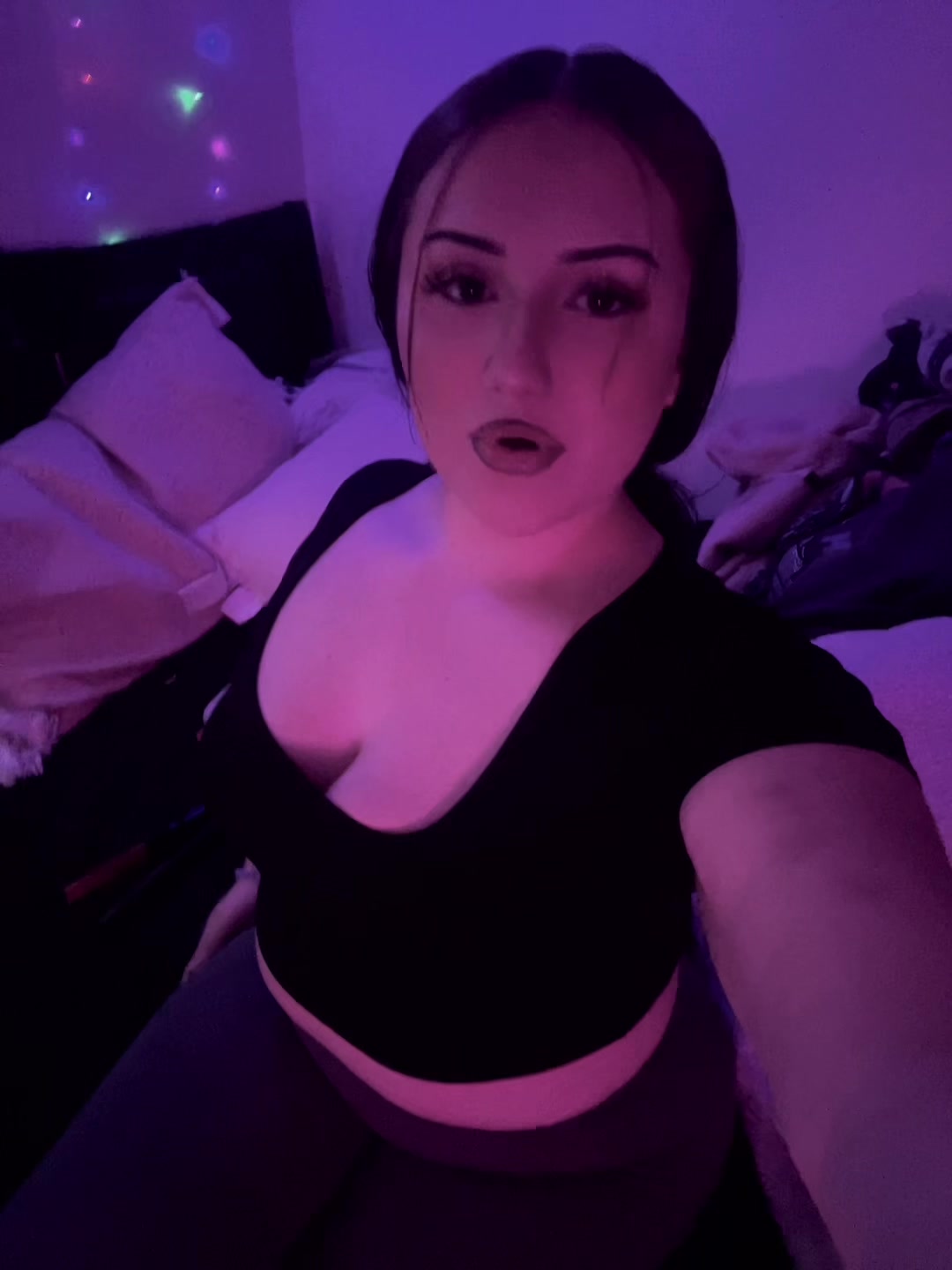 @Isabella