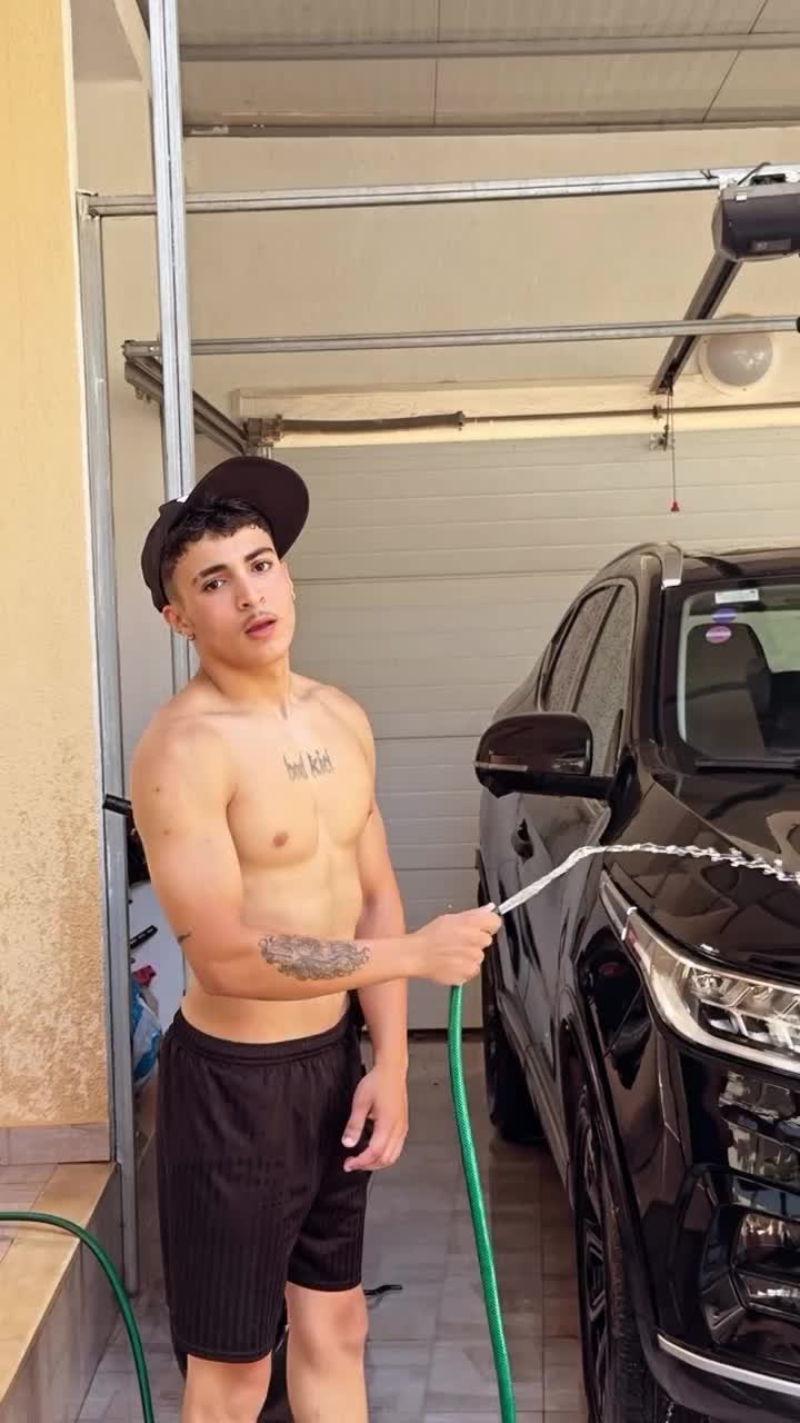 @AnonymePie 💸❤️