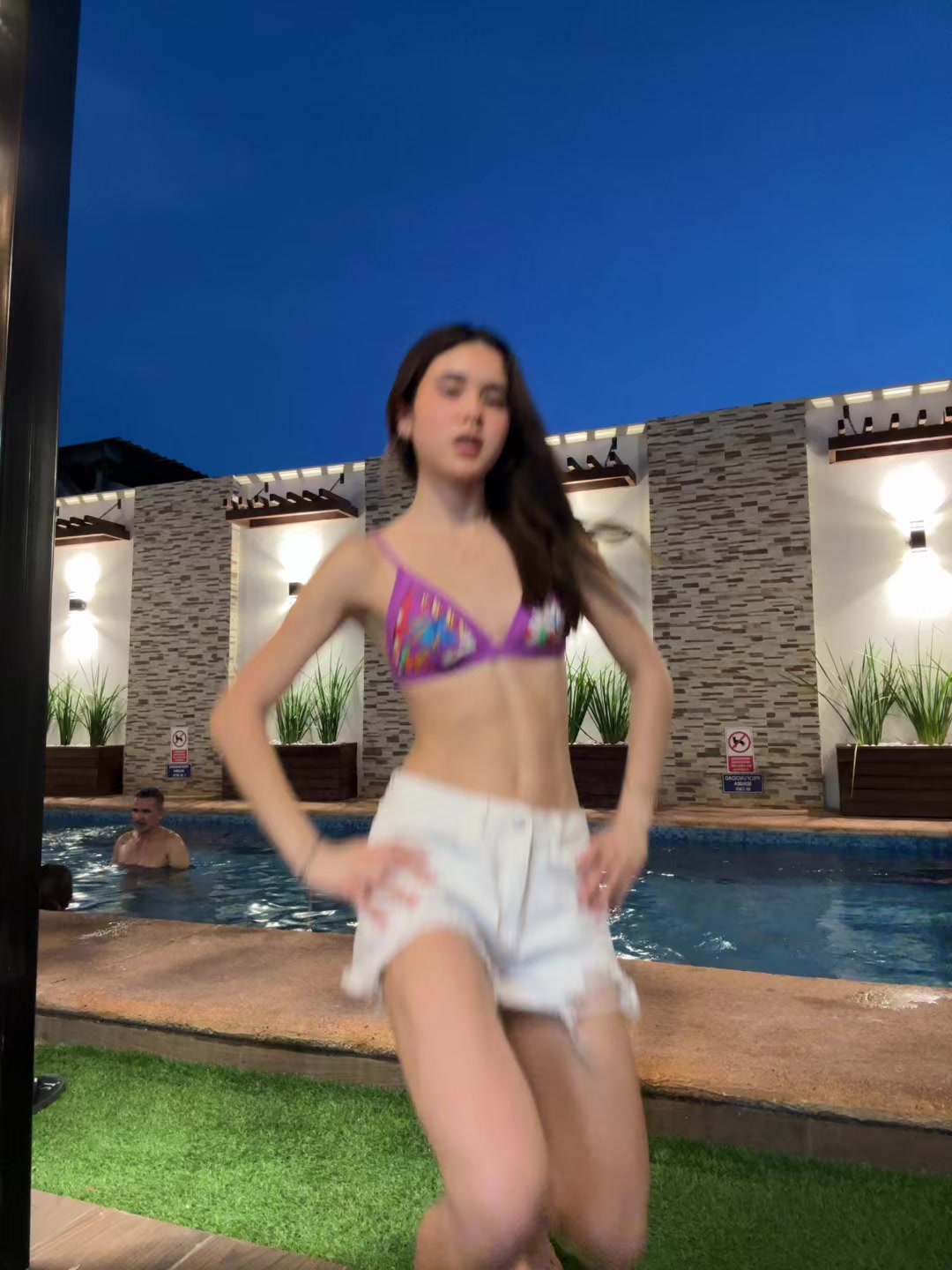 @Alejandra Ramos
