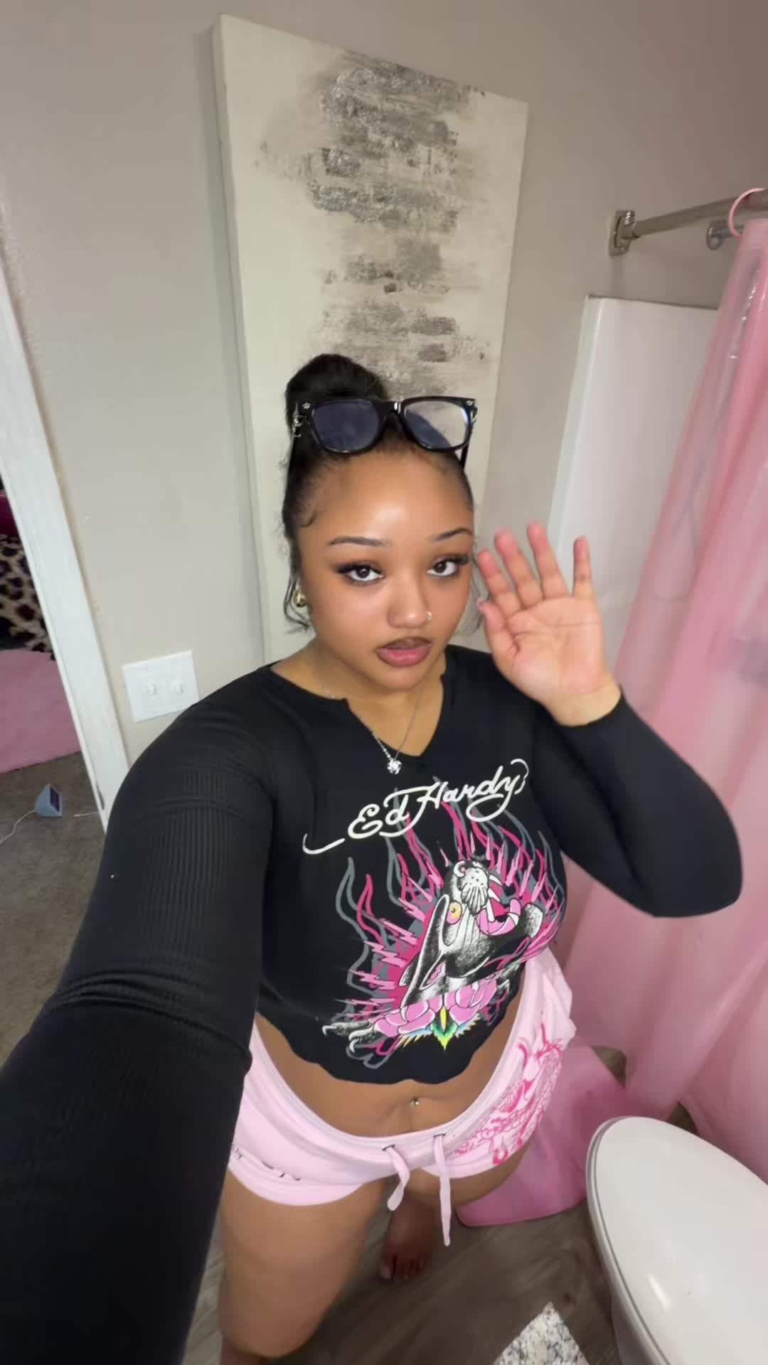 @It’s SIMONE to you b!tches